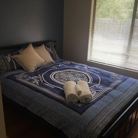 Kalgaritch Shortstay Accomodation Бъселтън Екстериор снимка